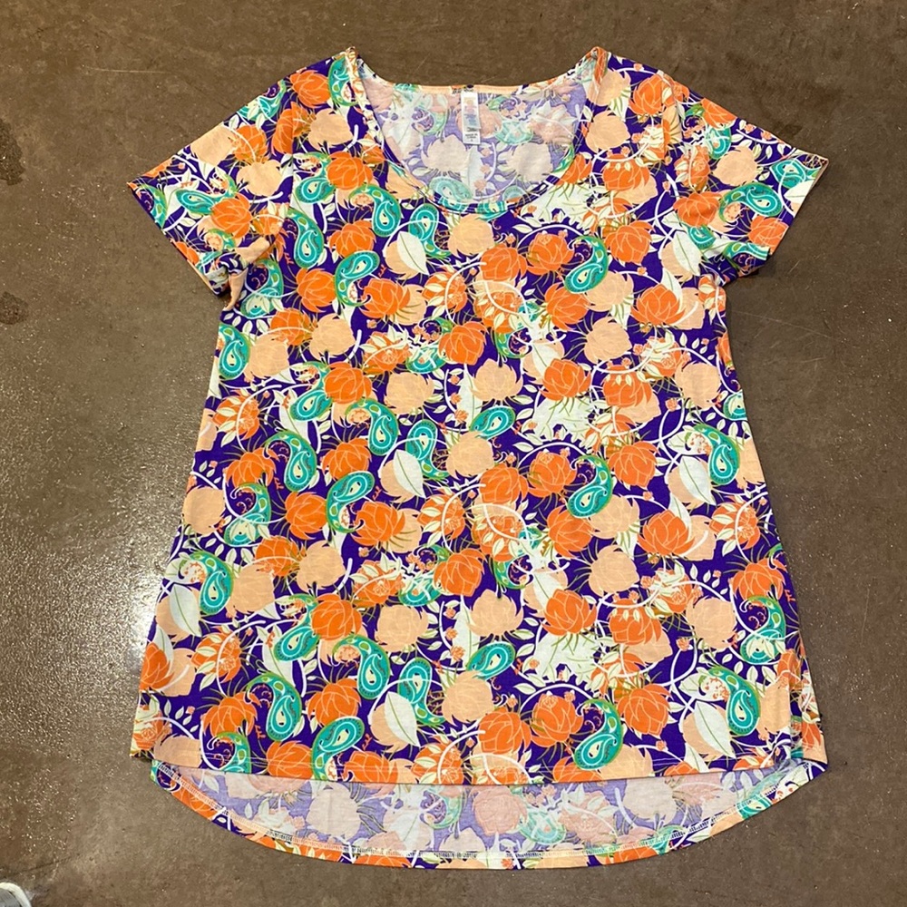 LuLaRoe Classic T - floral print